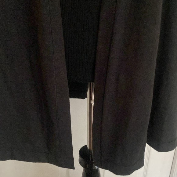 Charcoal Dark Gray Heather Lightweight Cardigan Dog Paw Print Wings Sz L NWOT - Picture 4 of 9